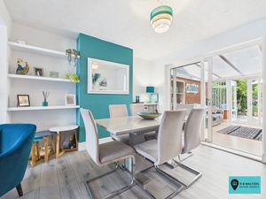 Dining Room- click for photo gallery